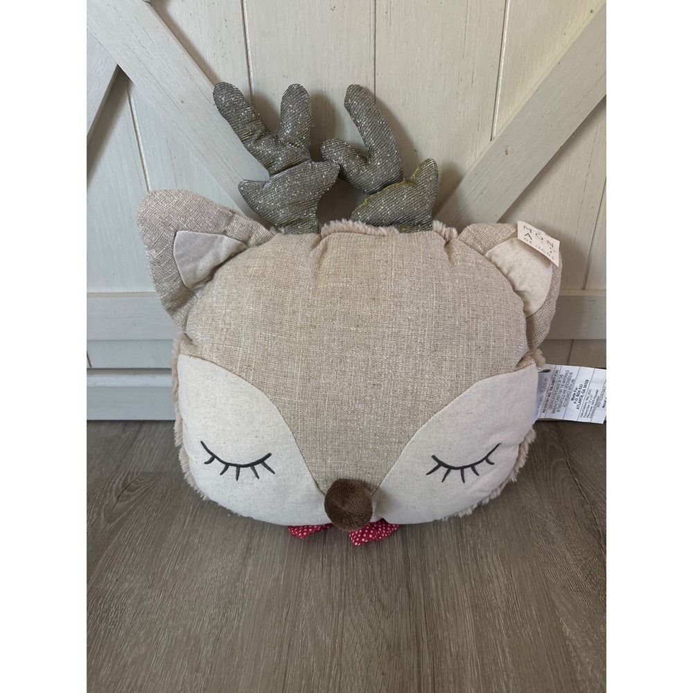 Mon Ami designs reindeer pillow Nwt